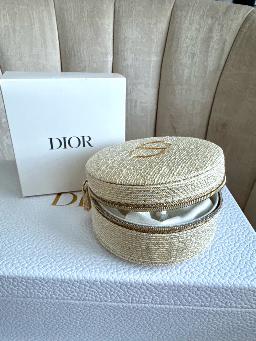Dior Round Cream and Gold Tweed Cosmetic Case - Picture 5 of 6